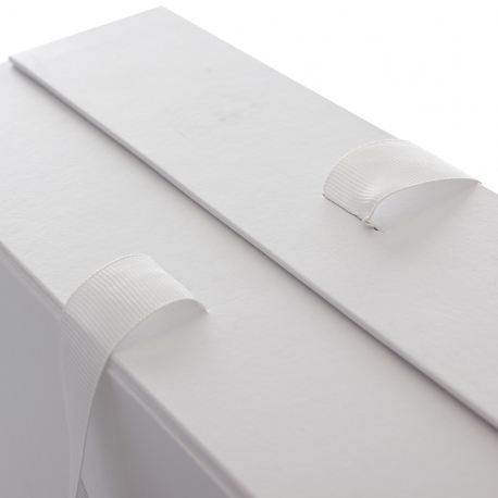 Ribbon Sealed Rigid Card Box for Clothing Items Ref Fab Box Ribbon Sealed Rigid Card Box for Clothing Items Ref Fab Box
