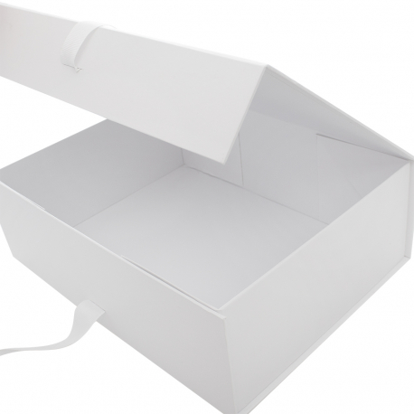 Ribbon Sealed Rigid Card Box for Clothing Items Ref Fab Box Ribbon Sealed Rigid Card Box for Clothing Items Ref Fab Box