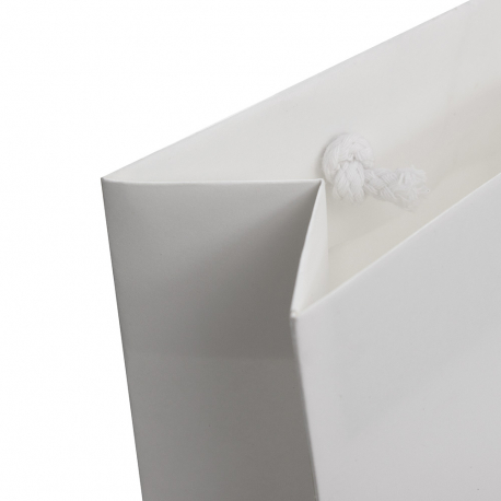 Luxury White Matt Paper Bags With Rope Handles