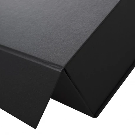 Bespoke Magnetic Boxes ref. Rowena Murray Bespoke Magnetic Boxes ref. Rowena Murray