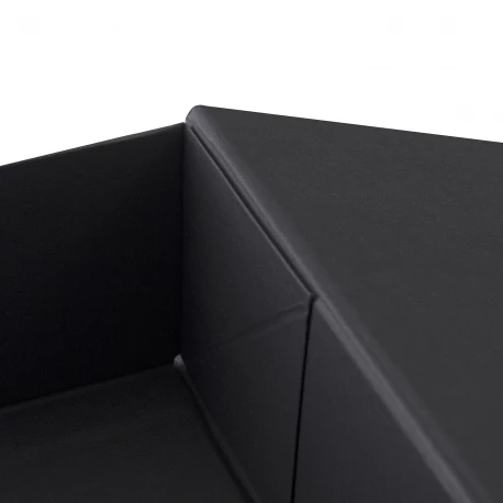 Bespoke Magnetic Boxes ref. Rowena Murray Bespoke Magnetic Boxes ref. Rowena Murray