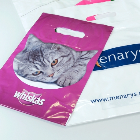 Printed LDPE Patch Handle Bags with Photograph - Ref. Whiskas Printed LDPE Patch Handle Bags with Photograph - Ref. Whiskas