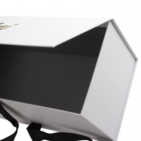 Ribbon Seal Boxes with Gold Foil Ref Moni Ribbon Seal Boxes with Gold Foil Ref Moni