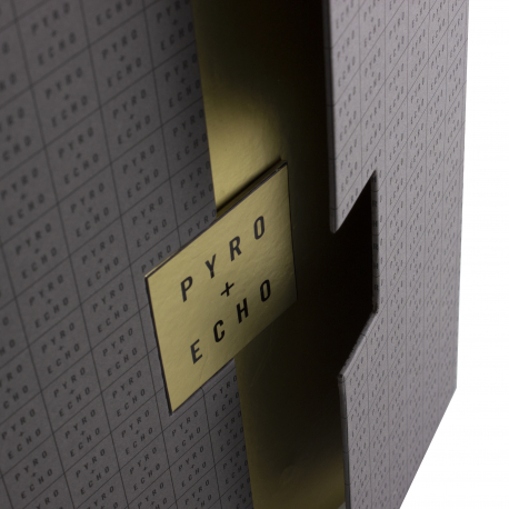 Luxury Magnetic Seal Boxes with Metalised Paper Ref Pyro Luxury Magnetic Seal Boxes with Metalised Paper Ref Pyro