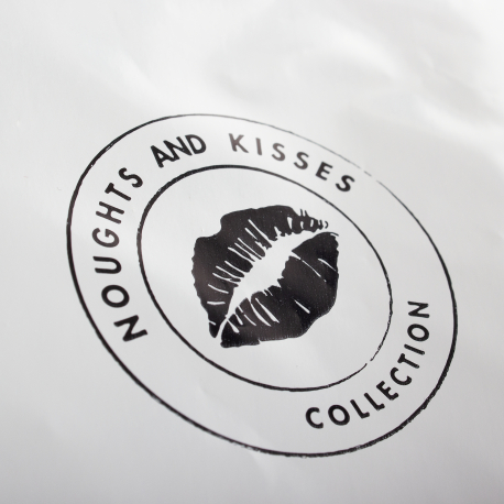Medium Printed Mailing Bags - Ref. Noughts and Kisses Medium Printed Mailing Bags - Ref. Noughts and Kisses