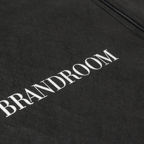 Printed Non Woven PP Suit Carrier Ref. Brandroom Printed Non Woven PP Suit Carrier Ref. Brandroom