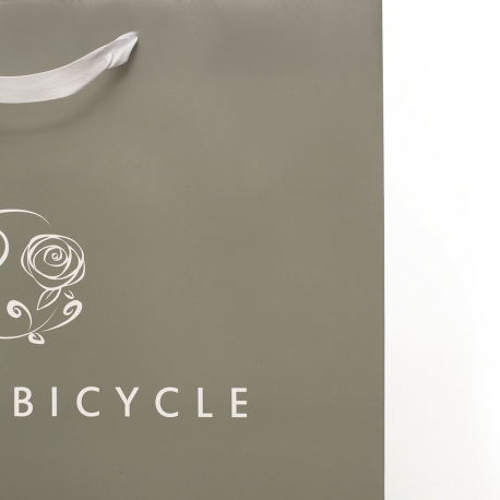 White Satin Closed Handle Bag – Ref. White Bicycle White Satin Closed Handle Bag – Ref. White Bicycle
