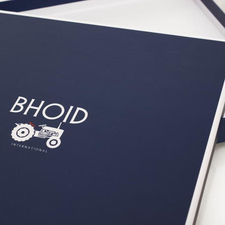 Printed Scarf 2 Piece Box – Ref. Bhoid International Printed Scarf 2 Piece Box – Ref. Bhoid International