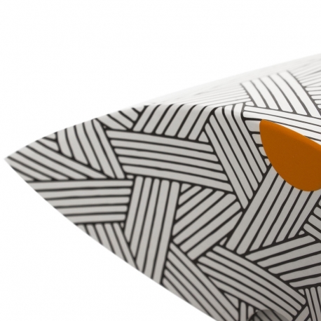 Matt Laminated Pillow Box - Ref. Proper Corn Matt Laminated Pillow Box - Ref. Proper Corn