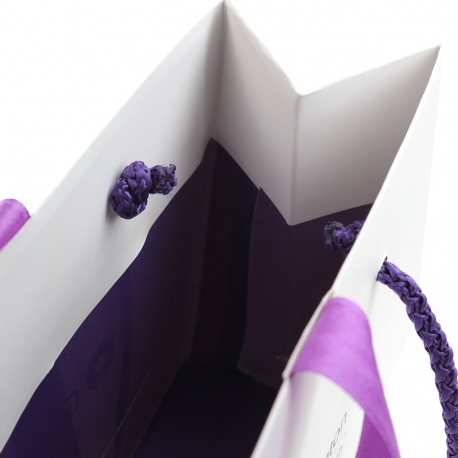 Luxury Card Paper Carrier Bag Ref. Grant Thornton Luxury Card Paper Carrier Bag Ref. Grant Thornton