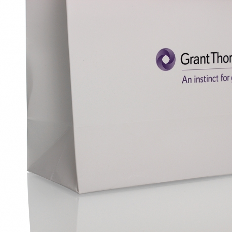 Luxury Card Paper Carrier Bag Ref. Grant Thornton Luxury Card Paper Carrier Bag Ref. Grant Thornton