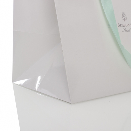 Luxury Bespoke Paper Carrier Bags Ref Four Seasons Luxury Bespoke Paper Carrier Bags Ref Four Seasons