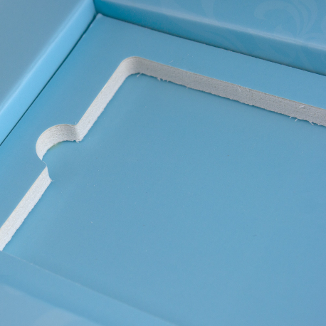 1000x Bespoke Luxury Gift Boxes with magnetic close lids - Victoria Square 1000x Bespoke Luxury Gift Boxes with magnetic close lids - Victoria Square
